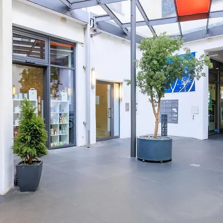 Apartment Global Living - Design I Rathausplatz I Kitchen I *