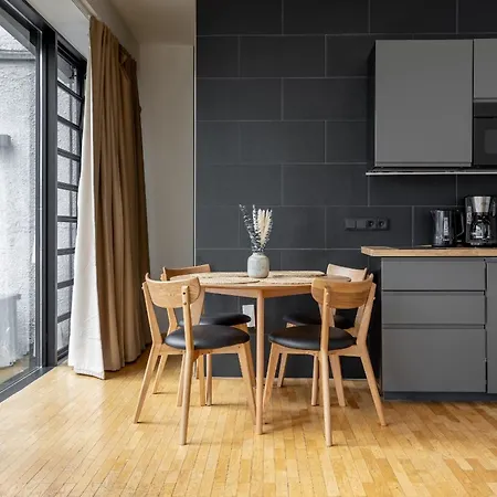 Global Living - Design I Rathausplatz I Kitchen I