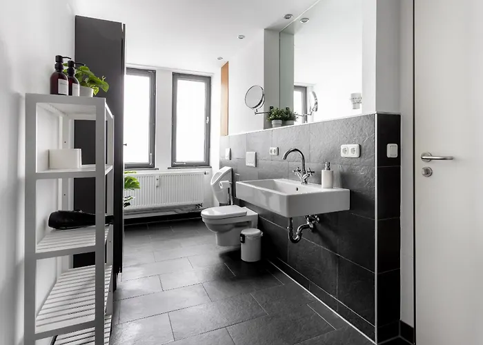 Global Living - Design I Rathausplatz I Kitchen I Appartement *