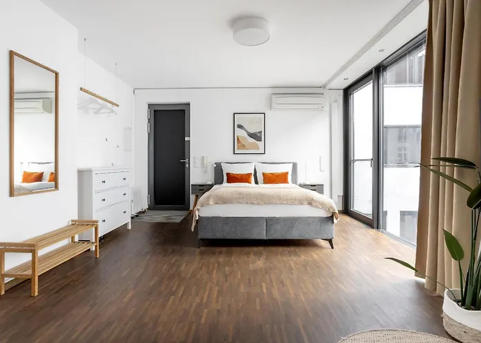 Global Living - Design I Rathausplatz I Kitchen I Appartement Augsburg