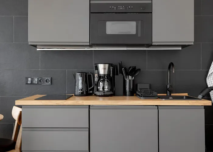 Global Living - Design I Rathausplatz I Kitchen I