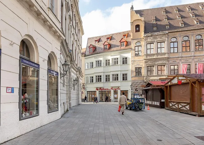 Global Living - Design I Rathausplatz I Kitchen I *