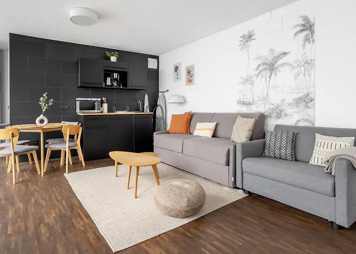 Global Living - Design I Rathausplatz I Kitchen I Апартаменты