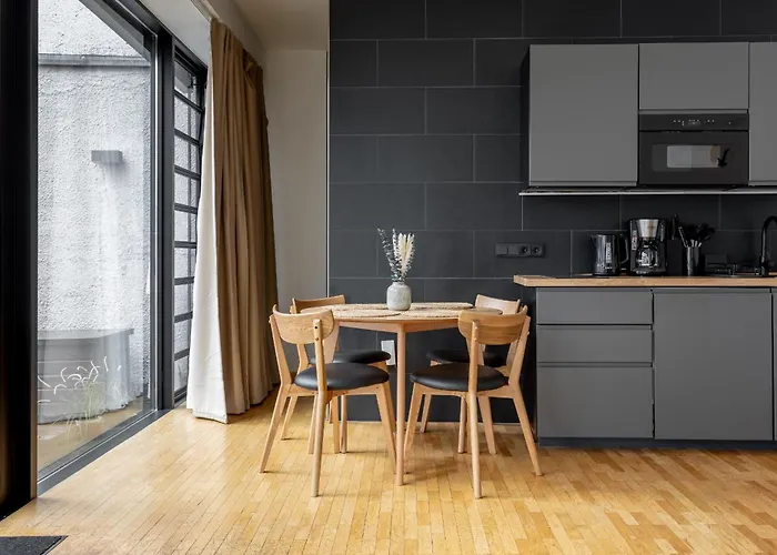 Global Living - Design I Rathausplatz I Kitchen I